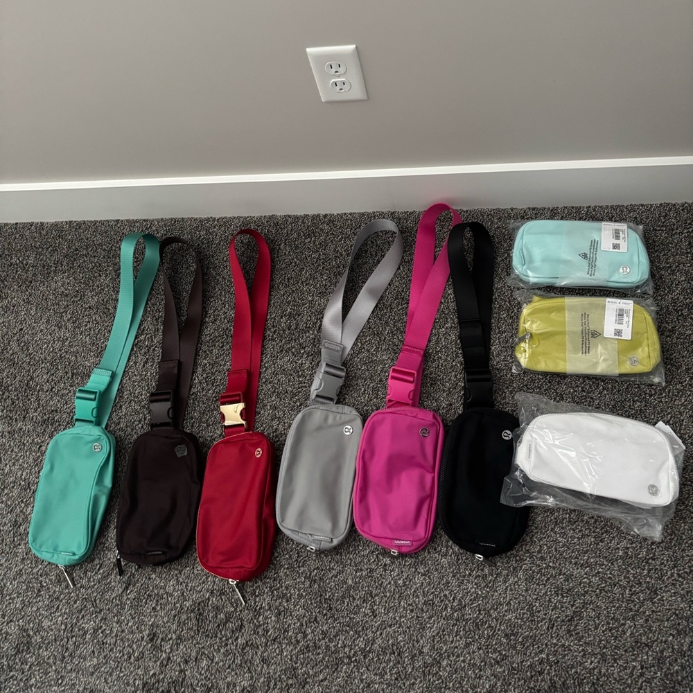 Lululemon Everywhere Belt Bag 1L